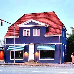Penzion 'blue House' In Vintage Villa&garden, Kodaň