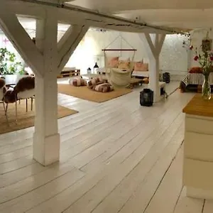 A Charming And Beautiful Oasis In The Heart Of Köpenhamn